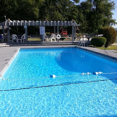 Carolina Motel Franklin Bagian luar foto
